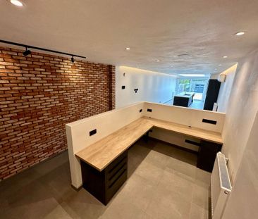 Zeer kwalitatief gerenoveerde rijwoning met hoge afwerking in Water... - Photo 3