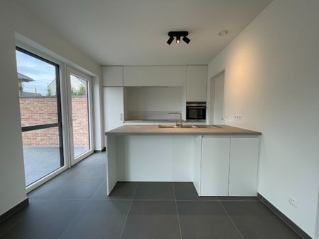 Energiezuinige nieuwbouwwoning te huur te Roeselare - Photo 5