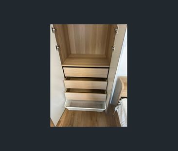 5C/240 - Student Accommodation short walk to UQ St Lucia campus - Photo 1