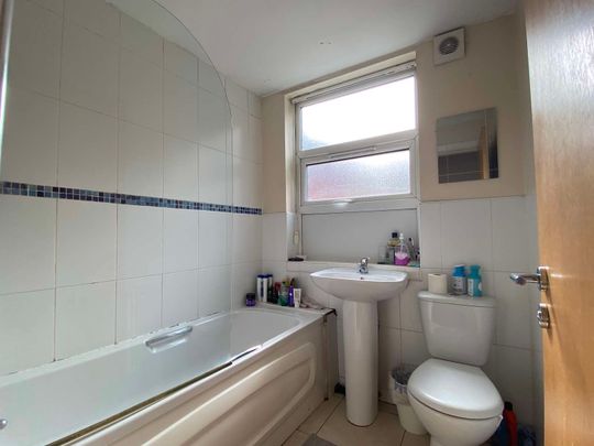 Didsbury Village Apartment Room 1 - Photo 1