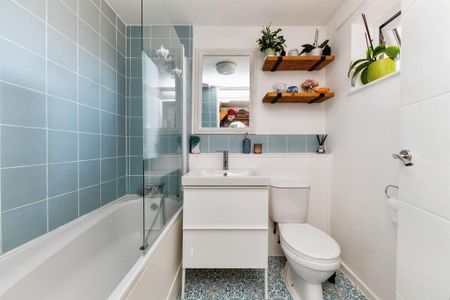 Eagle Court, HERTFORD - Photo 2