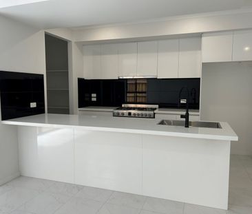 Luxurious 4-Bedroom Family Home in Kaduna Park Estate!! - Photo 3