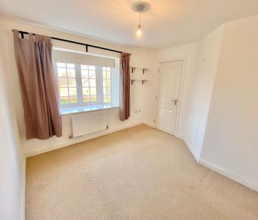 Scarlett Avenue, Aylesbury, Wendover - Photo 1