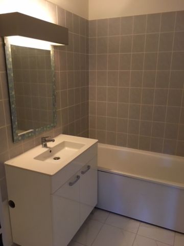 Location Appartement 3 Pièces 61 m² - Photo 5