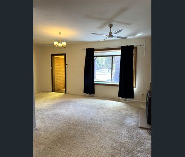 Spacious 3-Bedroom Family Home with Rumpus Room & Workshop - Photo 1