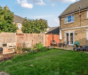 3 bedroom semi-detached house to rent - Photo 5