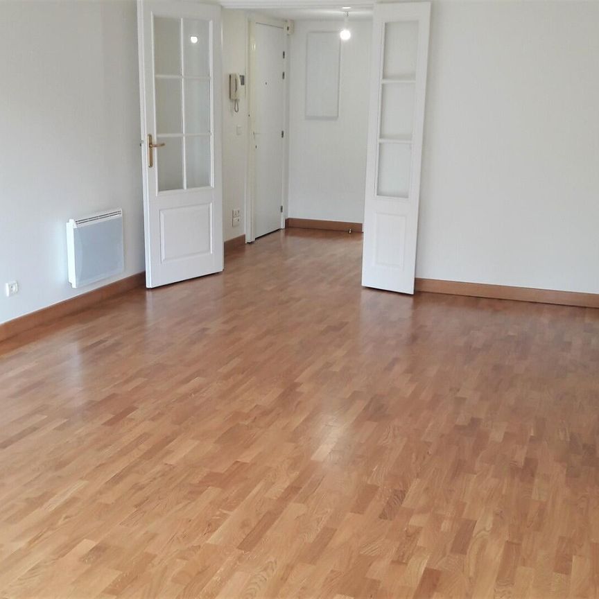 location Appartement T3 DE 75.5m² À MEUDON - Photo 1