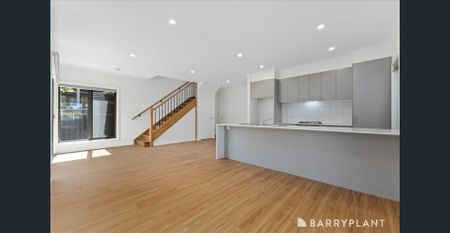 Brand New Family Home in Prime Mooroolbark Location - Photo 5