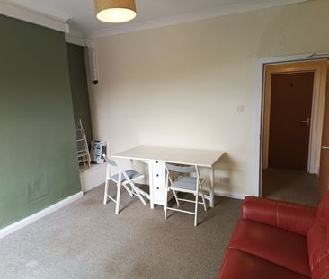 Room 3 Alexandra Road, Swadlincote - Photo 1