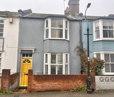 2 bedroom terraced house to rent - Photo 4