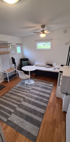 Ekorrvägen, Märsta - Photo 1