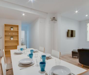 Cozy room in Fernán Gonzalez Street - Photo 5