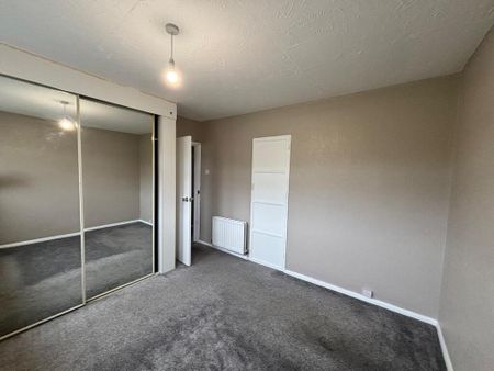 1 Windsor Avenue, Newtownards, BT23 4QH - Photo 4