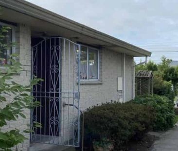 Lovely home in Richmond Christchurch - great location - Photo 2