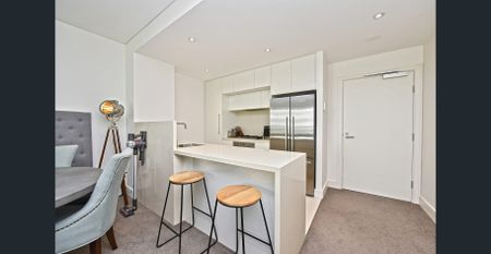 The Hamptons - quintessential coastal style - Photo 3