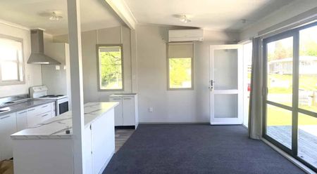 Easy Living with Modern Touches – 3-Bedroom Home in Turangi - Photo 2