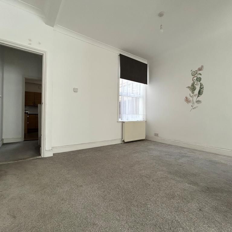 3 bedroom property to rent - Photo 1