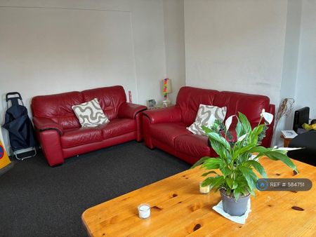 4 bedroom maisonette to rent - Photo 2