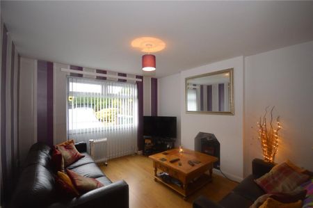 3 bedroom semi-detached house to rent - Photo 3