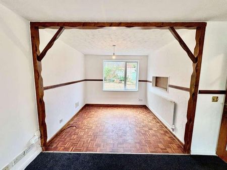 Gayfield Avenue, Brierley Hill, DY5 - Photo 3