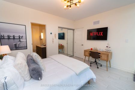 For Lease - 3782 Ferretti Court, Innisfil, Ontario - Photo 4