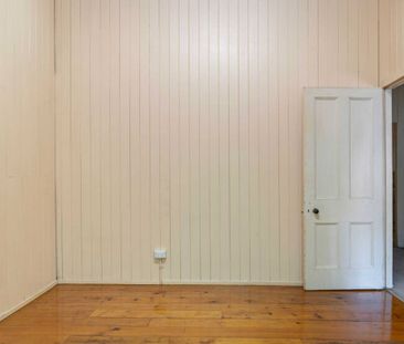 Perfect Location - Close to Town - Photo 2