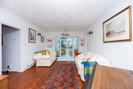 Wychwood Close, Langland, SA3 4PH, Swansea - Photo 4