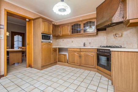 Goed onderhouden 2-slaapkamer-woning met tuin te Lokeren - Foto 4