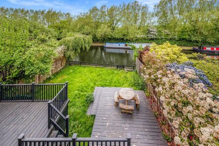 3 bedroom detached house to rent - Photo 2