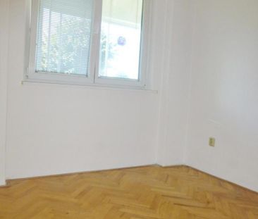 Pronájem bytu 2+kk 48 m2 - Fotografie 5
