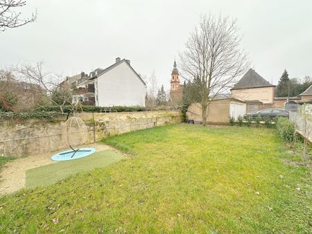 Trier: Charmante Altbauwohnung mit Flügeltür und hohen Decken - Photo 5