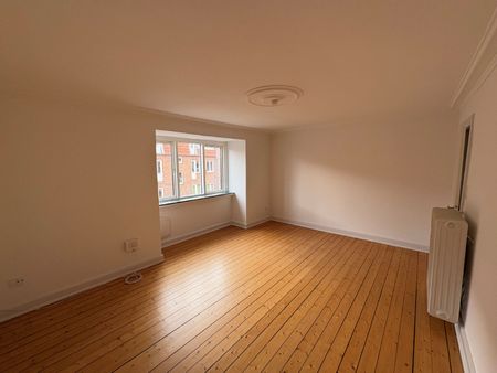 Skøn 3-værelses lejlighed i hjertet af Vestbyen i Aalborg - Photo 2