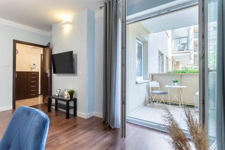 Na wynajem duże 2-pokojowe mieszkanie blisko Parku 51 m² - Фото 4