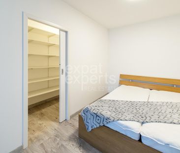 Veľmi príjemný 1,5i byt 55m2, s 2x balkónom, šatníkom a pivnicou - Photo 5