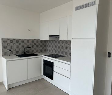 Zeedijk 148 8e C - Photo 1