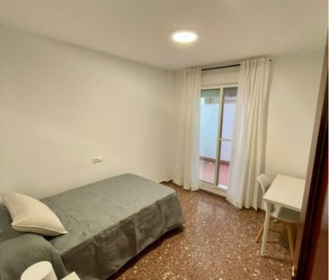 Apartamento de alquiler en Centre - Zona Alta - Photo 2