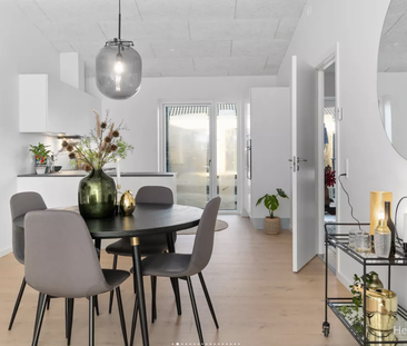 Hyggeligt rækkehus med lille have - Foto 3