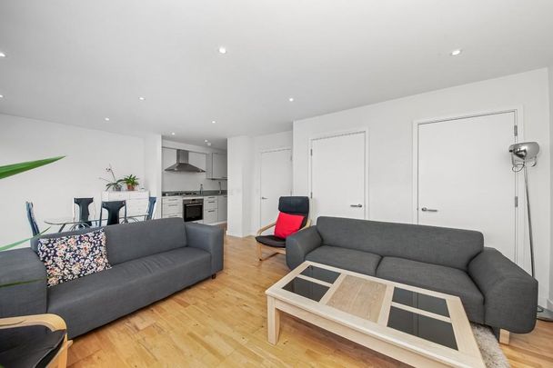 3 bedroom apartment to rent - Photo 1