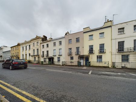 London Road, Cheltenham, Gloucestershire, GL52 - Photo 3