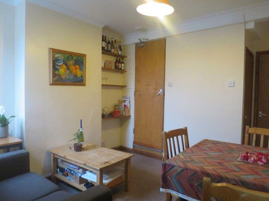 4 bedroom house to rent - Photo 1