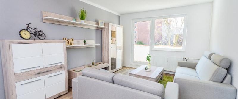 3-Raum-Wohnung mit Wanne, Aufzug und Balkon - Foto 1