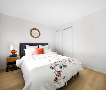 10 Grosset Way, Point Cook VIC - Photo 6