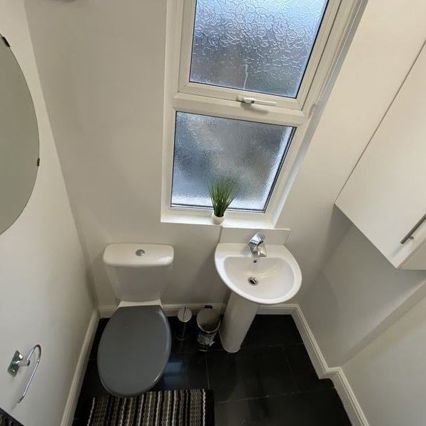 Room in a Shared House, Camberwell Road, SE5 - Photo 1