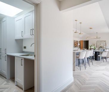 3 bedroom semi-detached house to rent - Photo 4