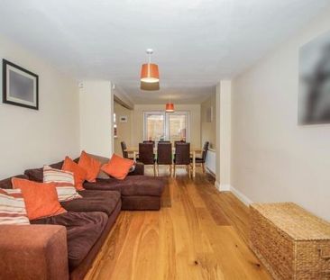 1 bedroom in a house share to rent - Photo 4