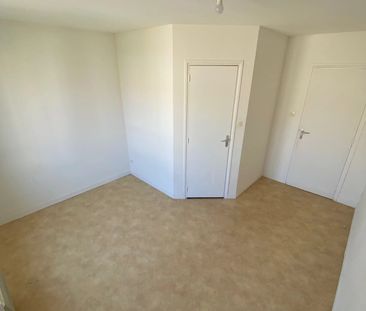 Location Appartement 2 pièces 35m² BOULOGNE SUR MER 62200 - Photo 2