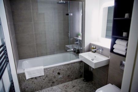 1 Bed Apartment - Photo 5