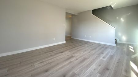 Modern 3 Story Townhouse In Tamarack – Prime Location And Thoughtful Design. - Photo 5