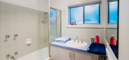 Single Room in a multi-share unit - Photo 3