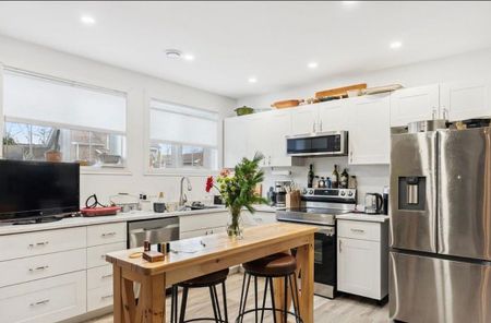 For Lease - 1 Heber Street Unit# #B, Quinte West, Ontario - Photo 4